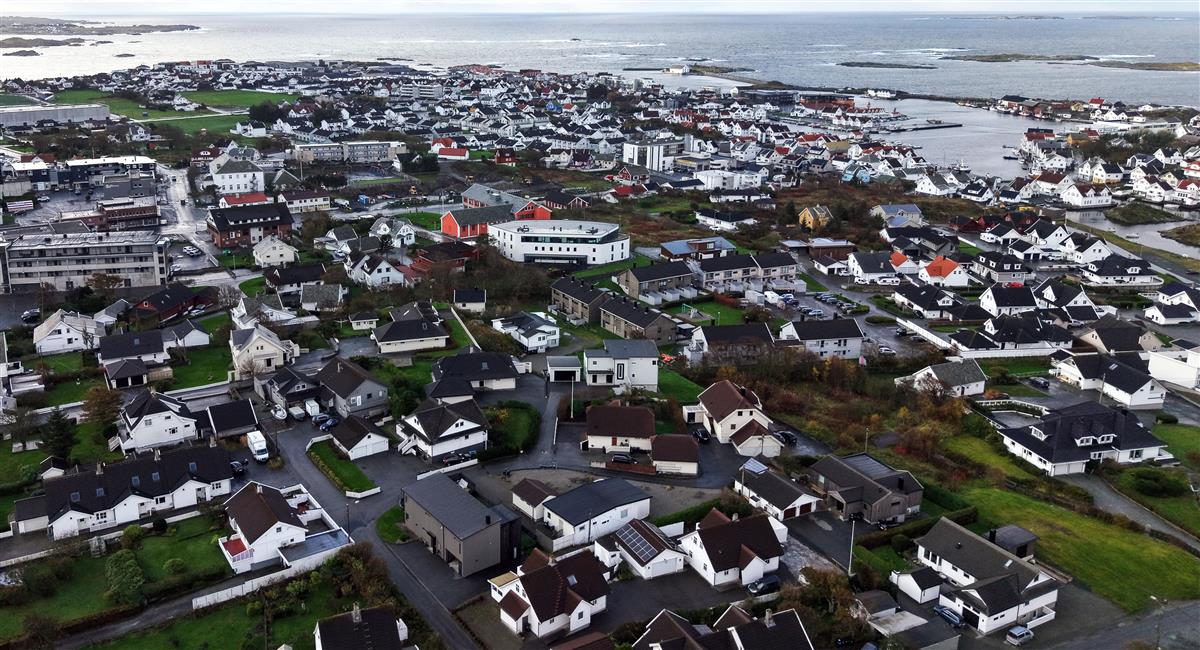 Dronebilde av Åkrehamn - Klikk for stort bilde