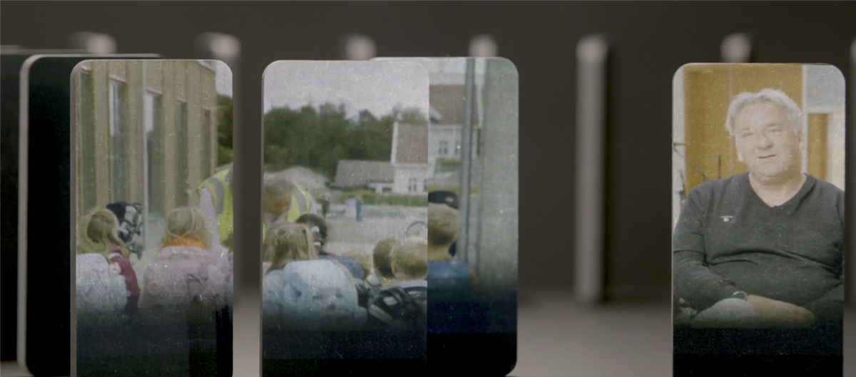 Grafikk med bilde fra film. Viser skolebarn og rektor. Illustrasjon. - Klikk for stort bilde